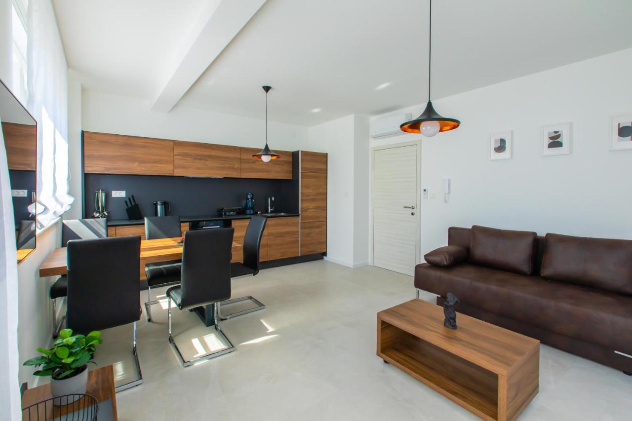סטארה נובליה Beachfront Residences מראה חיצוני תמונה